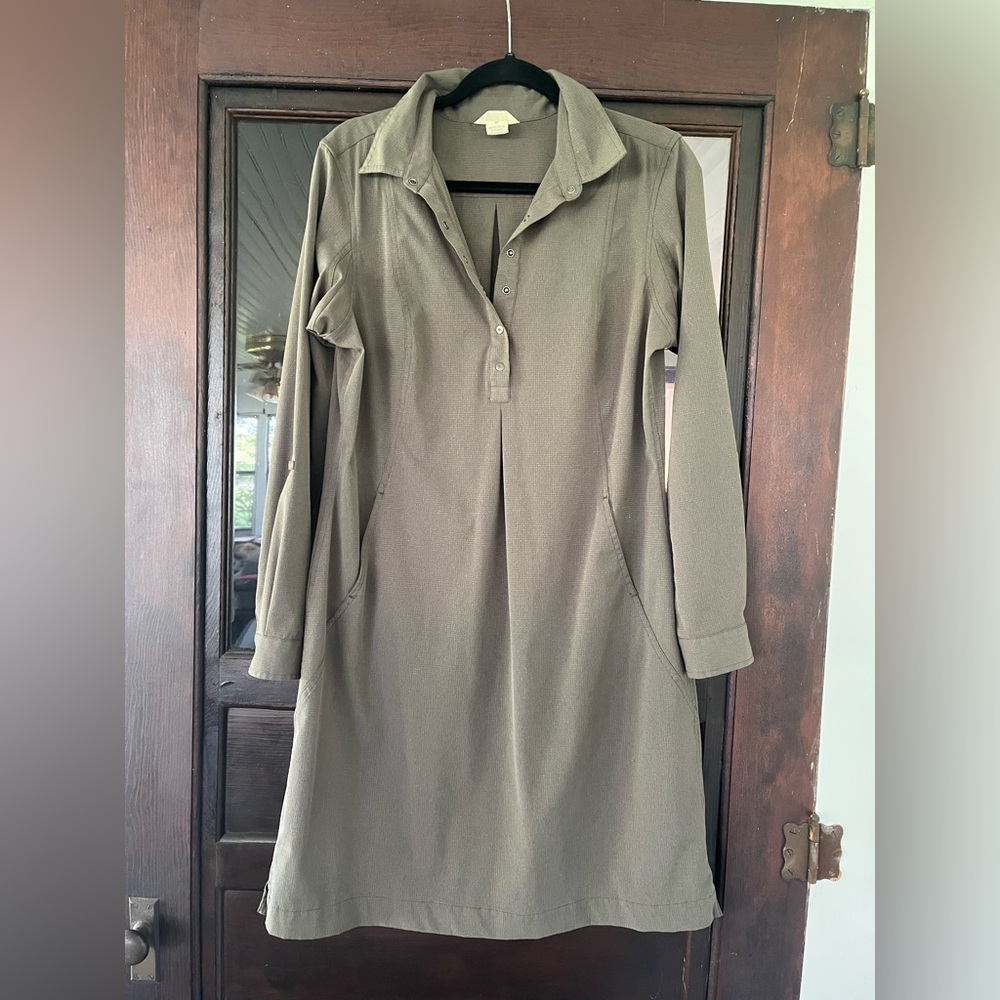 Green Duluth Gardening Dress Size Medium
